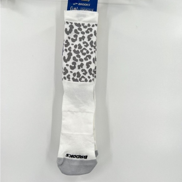NWT Brooks Tempo knit crew unisex Sock - Picture 1 of 6